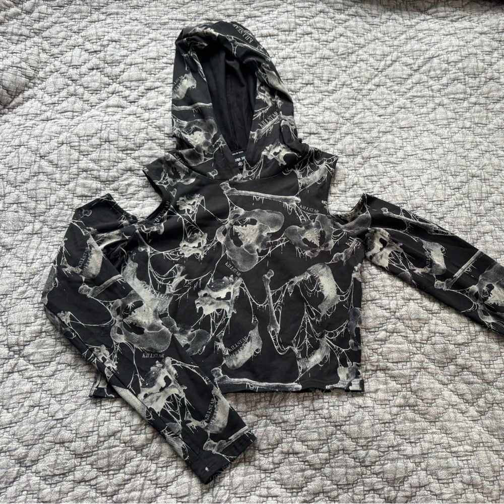 Killstar Cold Shoulder Crop Long Sleeve Shirt with Hood